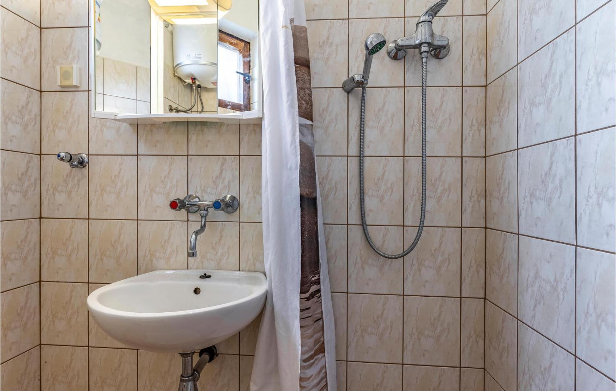 Nice Apartment In Pula With Kitchen Экстерьер фото